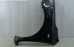 Крылья для Toyota Corolla 2009 года на фотографиях