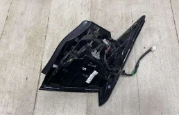 Четверть кузова задняя правая для Skoda Rapid на фотографиях