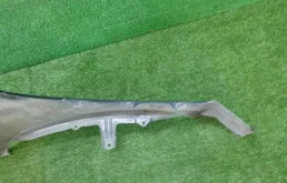 Крылья для Toyota Corolla 2017 года на фотографиях