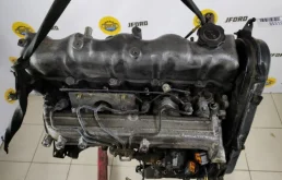 Двигатель без навесного для Ford Ranger 2010 года на фотографиях