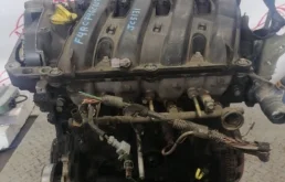 Двигатель без навесного для Renault Scenic JA rest 1999-2003