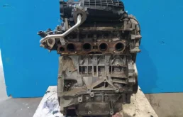 Двигатель без навесного для Nissan Qashqai+2 2008 года на фотографиях