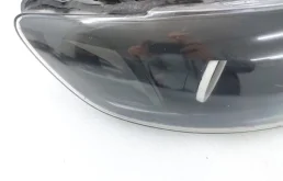 Фара ксенон левая для Audi Q7 2006 года на фотографиях