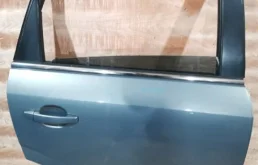 Дверь задняя правая для Opel Antara 2008 года на фотографиях