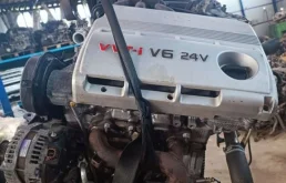 Двигатель без навесного для Lexus ES 2001 года на фотографиях