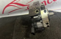 Топливный насос для BMW X3 на фотографиях