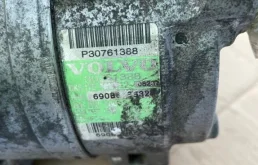 Компрессор кондиционера для Volvo XC90 2005 года на фотографиях