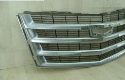 Решетка переднего бампера для Cadillac Escalade на фотографиях