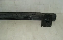 Усилитель заднего бампера для Audi Q3 на фотографиях