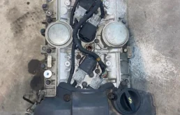 Двигатель для Volvo C30 2008 года на фотографиях