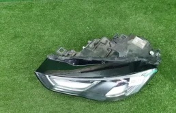 Фара левая для Audi A5 2014 года на фотографиях