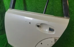 Дверь задняя левая для Subaru Legacy на фотографиях