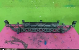 Кронштейн заднего бампера левый для Audi Q7 на фотографиях