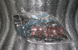 Фары для Toyota Corolla 2001 года на фотографиях