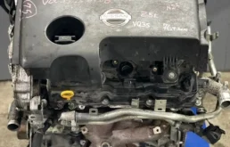 Двигатель без навесного для Nissan Pathfinder 2016 года на фотографиях