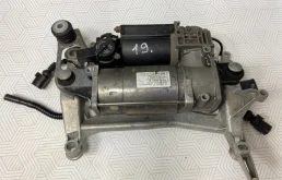 Компрессор пневмоподвески задний для Audi Q7 на фотографиях