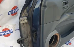 Дверь передняя правая для Nissan Almera Classic на фотографиях