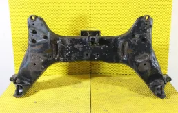 Подрамник двигателя для Nissan Almera Classic 2009 года на фотографиях