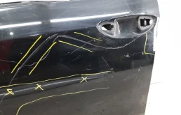 Стекла и зеркала для Toyota Corolla 2016 года на фотографиях