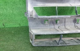 Панель радиатора (телевизор) для BMW X3 2010 года на фотографиях