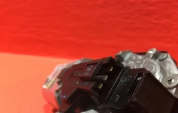 Мотор стеклоочистителя для Opel Zafira на фотографиях