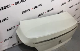 Крышка багажника для Peugeot 508 на фотографиях