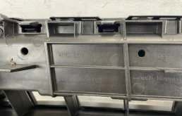 Усилитель переднего бампера для Audi Q7 на фотографиях