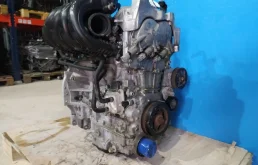 Двигатель без навесного для Nissan X-Trail 2017 года на фотографиях