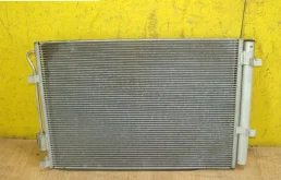 Радиатор кондиционера для Hyundai Solaris на фотографиях