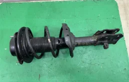 Амортизатор передний левый для Subaru Impreza GD/G11 2000-2007