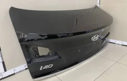 Крышка багажника для Hyundai i40 2012 года на фотографиях
