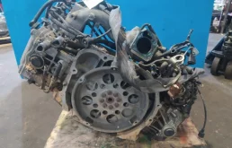 Двигатель без навесного для Subaru Legacy B4 2002 года на фотографиях