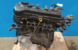 Двигатель без навесного для Nissan Almera на фотографиях