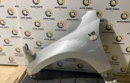 Дверь передняя левая для Suzuki Grand Vitara 1999 года на фотографиях