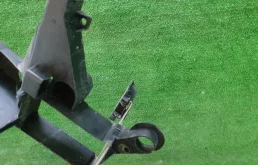 Усилитель переднего бампера для Mercedes-Benz CLA class 2018 года на фотографиях