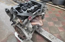 Двигатель для Mercedes-Benz CLK class 2008 года на фотографиях