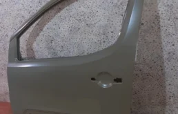 Дверь передняя левая для Citroen Berlingo 2014 года на фотографиях