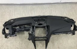 Подушка безопасности пассажира для Subaru Forester на фотографиях