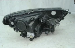 Фара ксенон левая для Toyota RAV4 2021 года на фотографиях