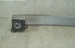 Усилитель заднего бампера для Audi A6 2010 года на фотографиях