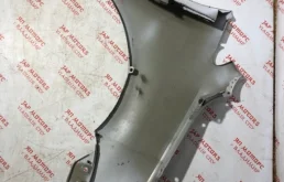 Крылья для Volkswagen Touran 2015 года на фотографиях