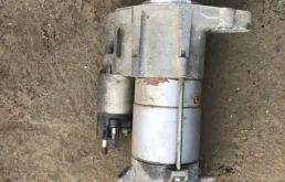 Стартер для Jaguar XF на фотографиях