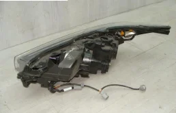 Фара правая для Toyota Highlander 2019 года на фотографиях