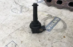 Катушка зажигания для Volvo XC90 на фотографиях