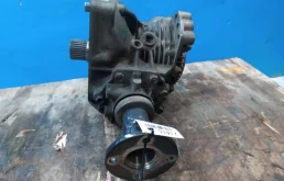 Раздатка для Nissan X-Trail 2004 года на фотографиях