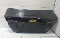 Крышка багажника для Chevrolet Aveo на фотографиях
