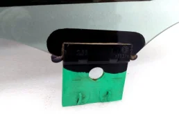 Стекло двери заднее левое для Audi Q7 на фотографиях