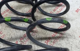 Пружина амортизатора задняя для Mazda CX 5 2015 года на фотографиях