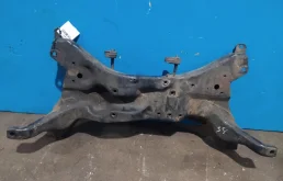 Подрамник двигателя для Mitsubishi Outlander на фотографиях