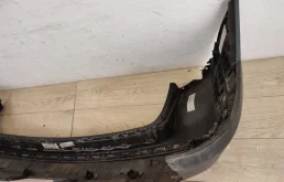 Бампер задний для Volkswagen Touareg 2004 года на фотографиях